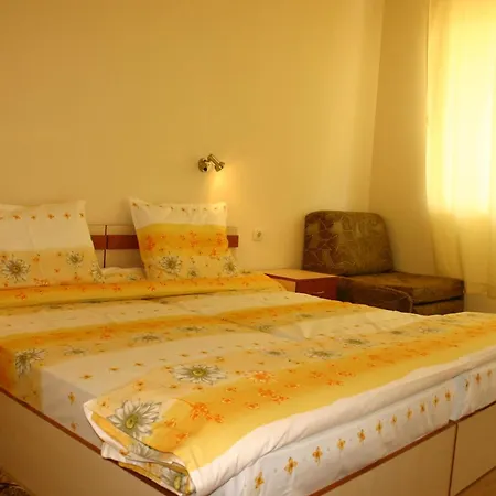 семеен калисто Burgaz